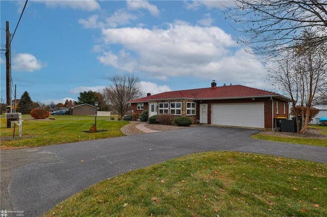 Primary Photo - 2332 Seipstown Rd