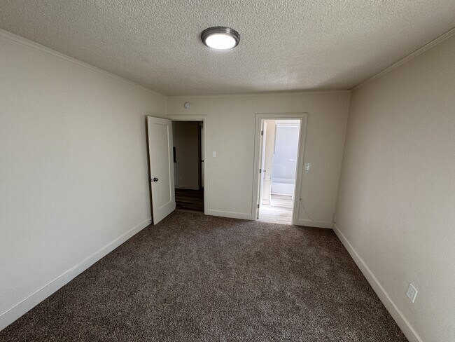 Building Photo - 2710 79th Ave