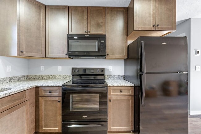 Building Photo - 388 N Franklin St