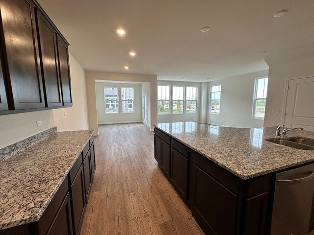 Building Photo - 659 Switchgrass Wy