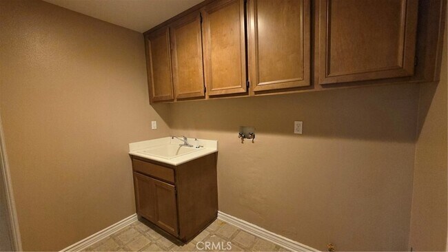 Building Photo - 12432 Celebration Dr