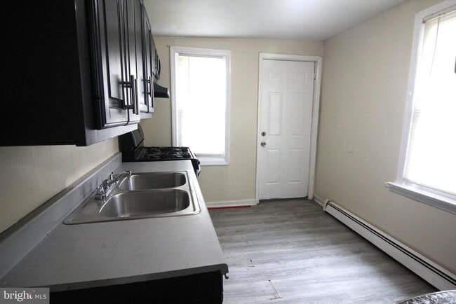 Building Photo - 167 Kirkbride Ave