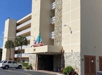 Building Photo - 301 SE 3rd St