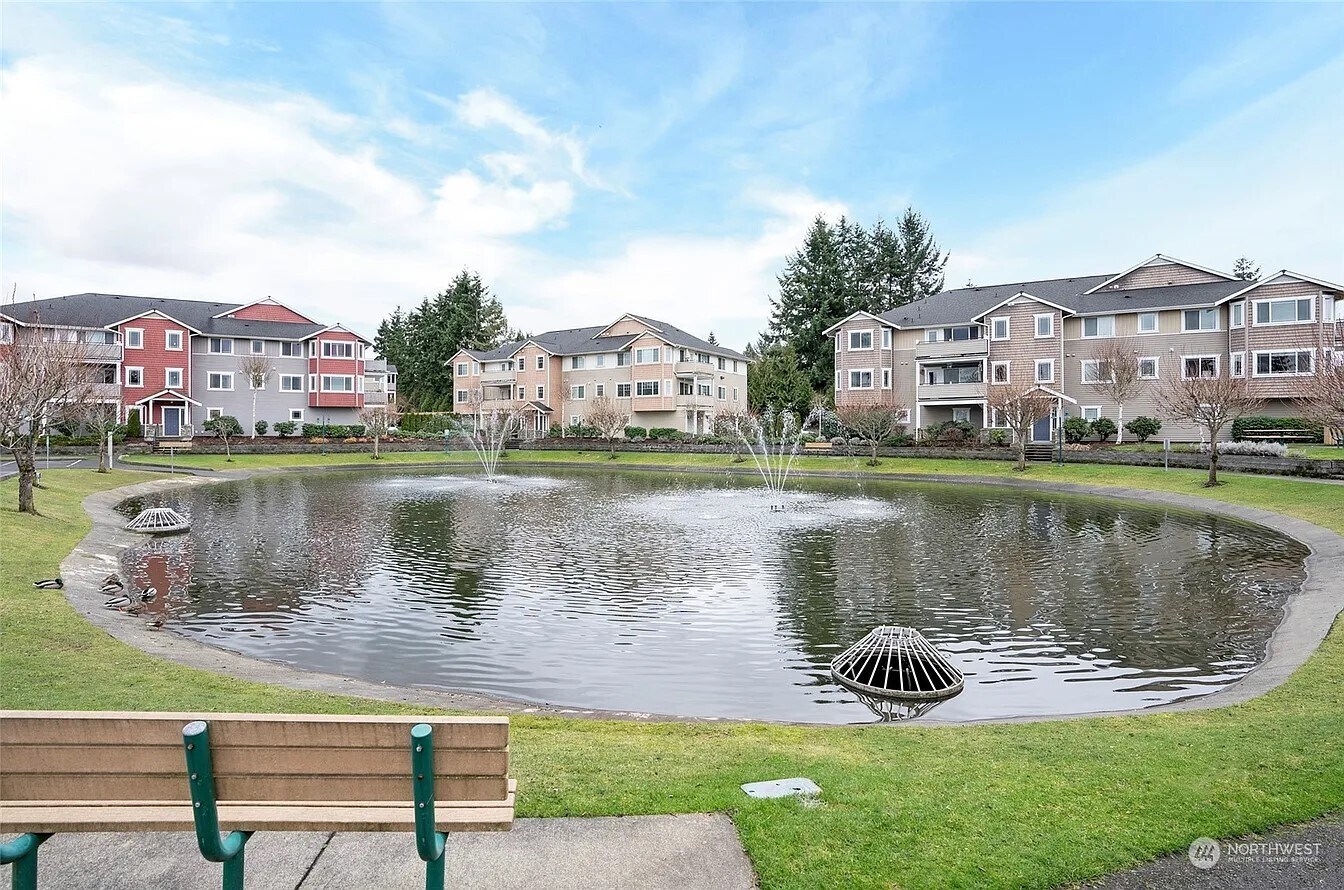 Building Photo - 13405 97th Ave E