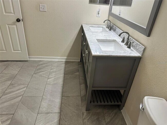 Building Photo - 7232 Seedpod Loop