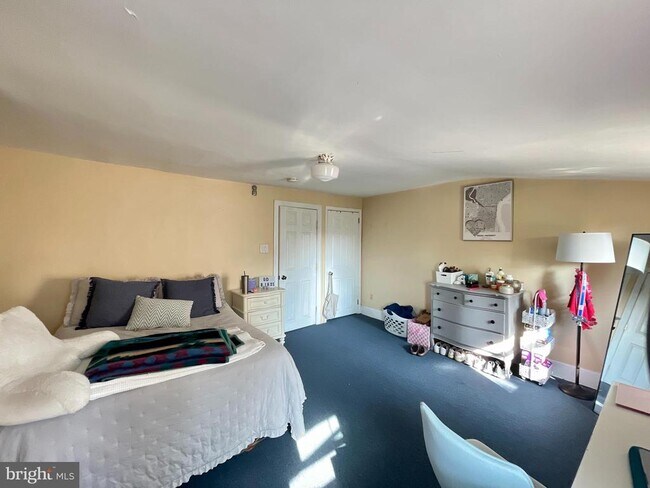 Building Photo - 416 N 31st St