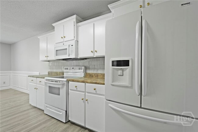 Building Photo - 169 Fontenot Dr