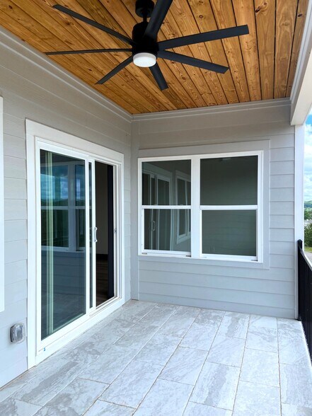 Building Photo - 1168 Ranch Marina Rd
