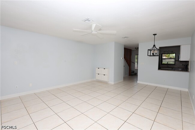 Building Photo - 26510 Southern Pines Dr
