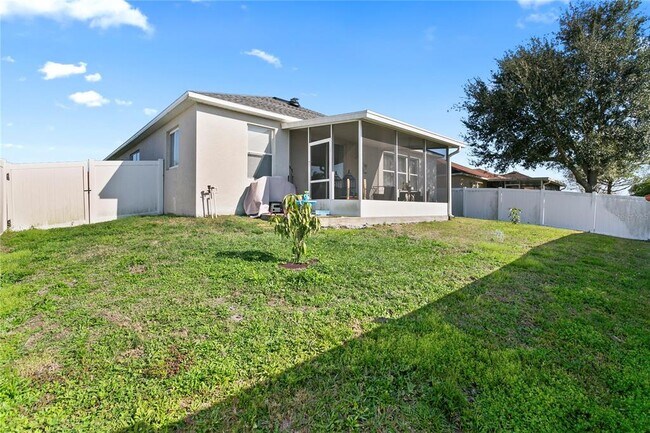 Building Photo - 1010 Elderberry Dr