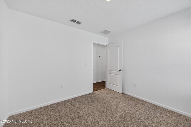 Building Photo - 1347 Little Heron Pl