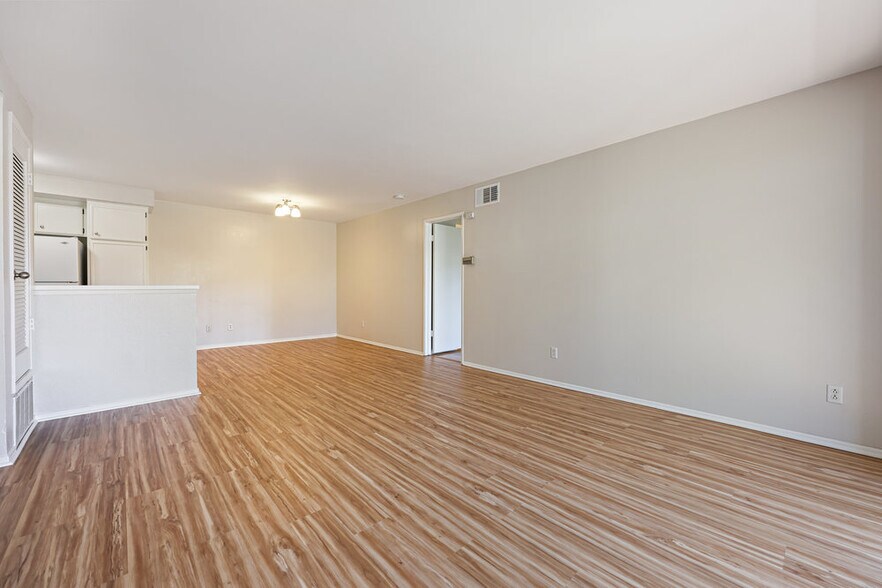 Building Photo - 12283 Carmel Vista Rd