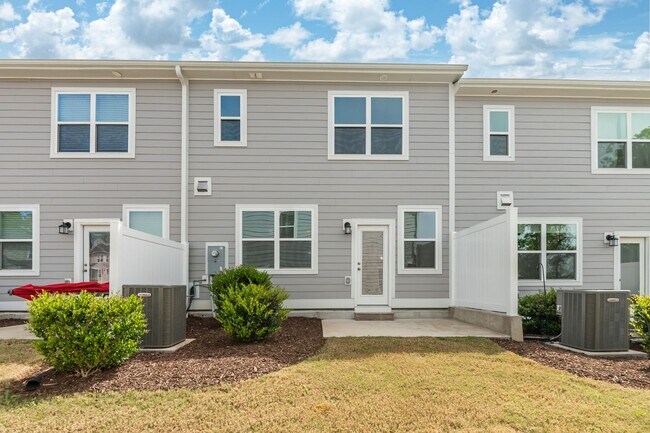 Building Photo - Live Near It All – Stylish Chatham Park Townhome with Amenities