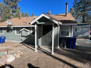 Building Photo - Cute 1 Bedroom in Big Bear Lake