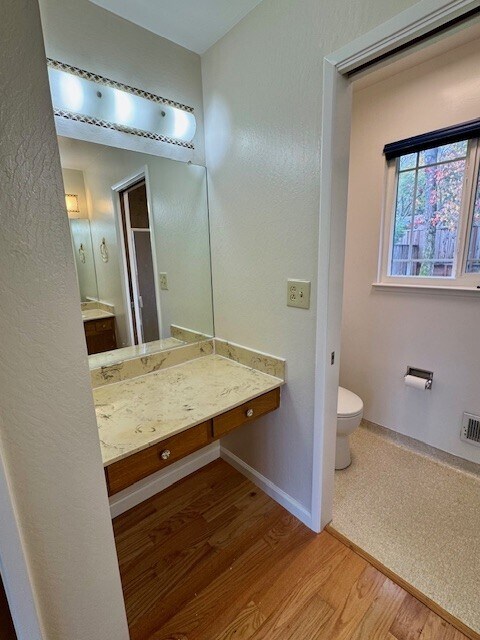 Building Photo - 310 Deerfield Dr