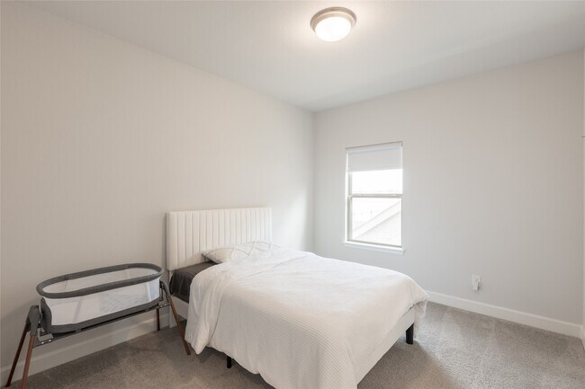 Building Photo - 24610 Beebalm Trl