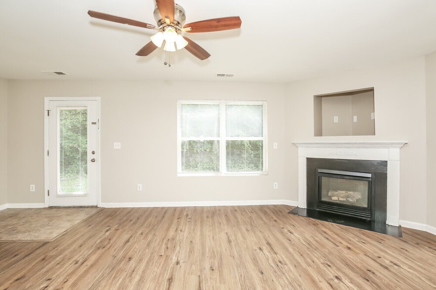 Building Photo - 3704 Sweet Birch Dr