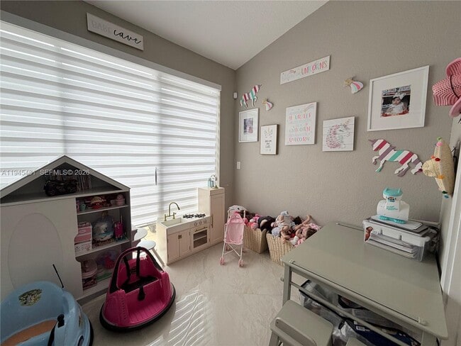 Building Photo - 8737 NW 168th Ln