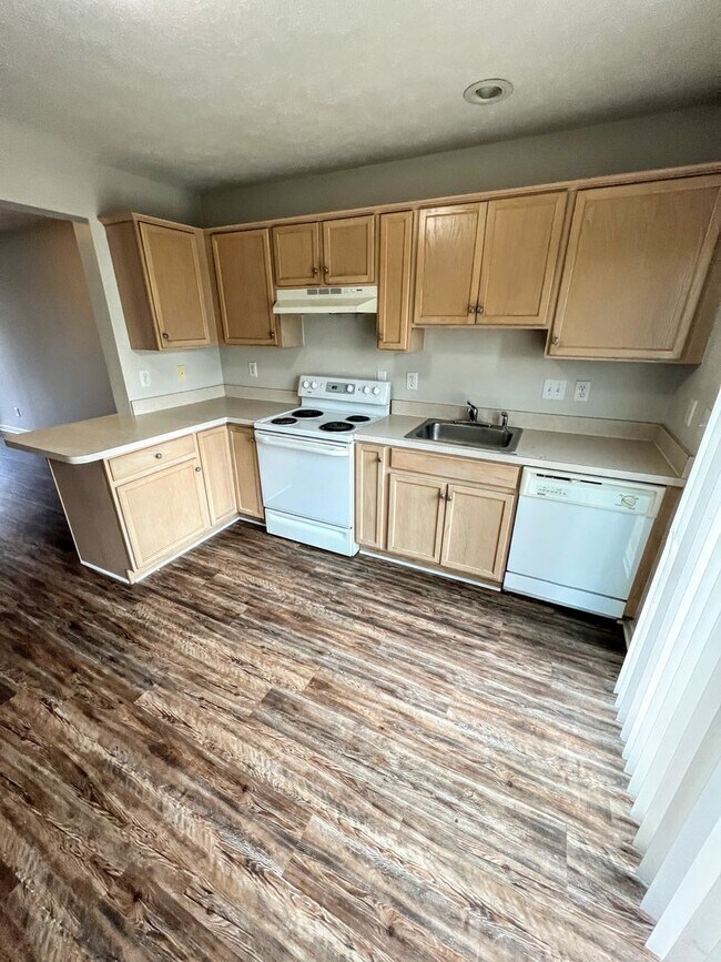 Building Photo - 6118 Igloe Drive