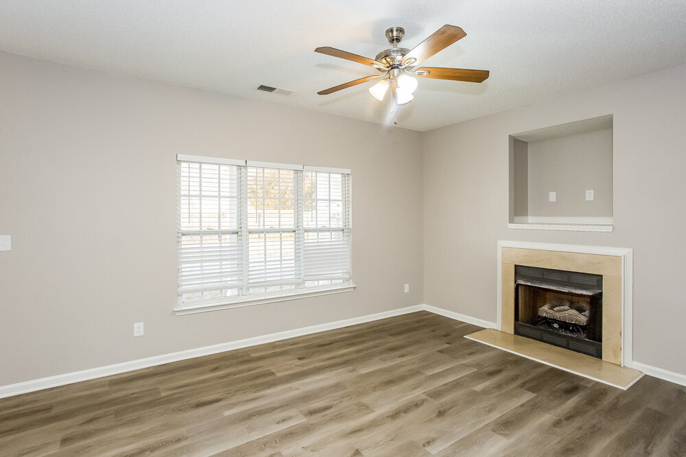 Building Photo - 1938 Olsen Ln