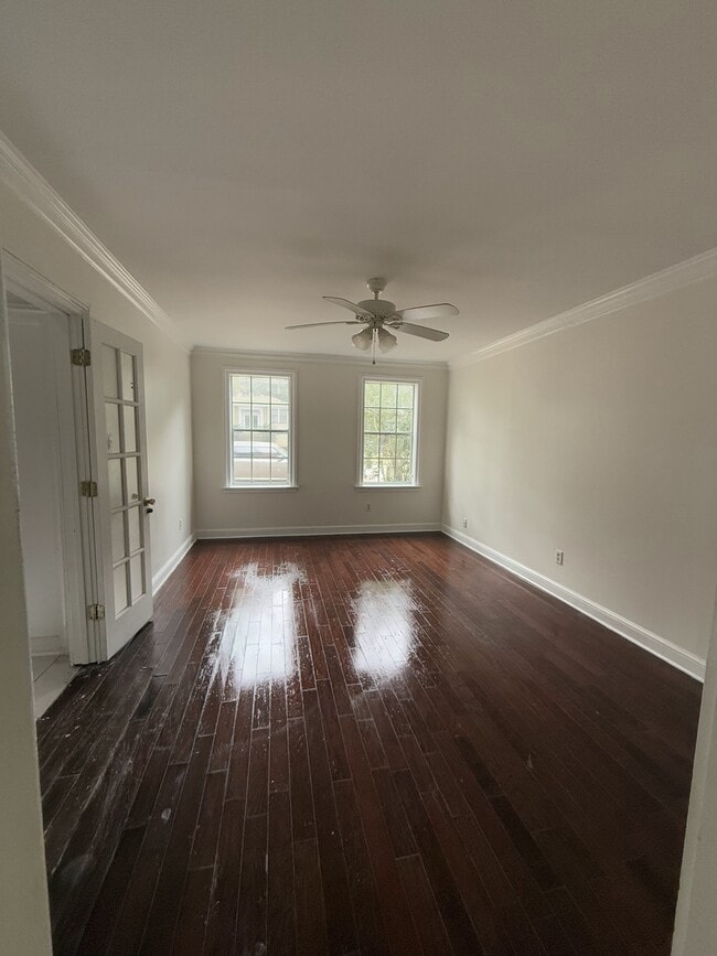 Building Photo - 7801 St Charles Ave