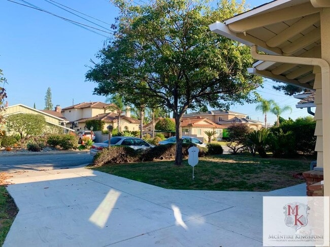 Building Photo - 3.0 bedroom in Temple City California 91780