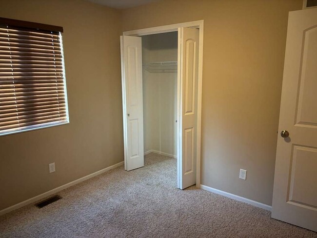 Building Photo - 1636 NW 45th St