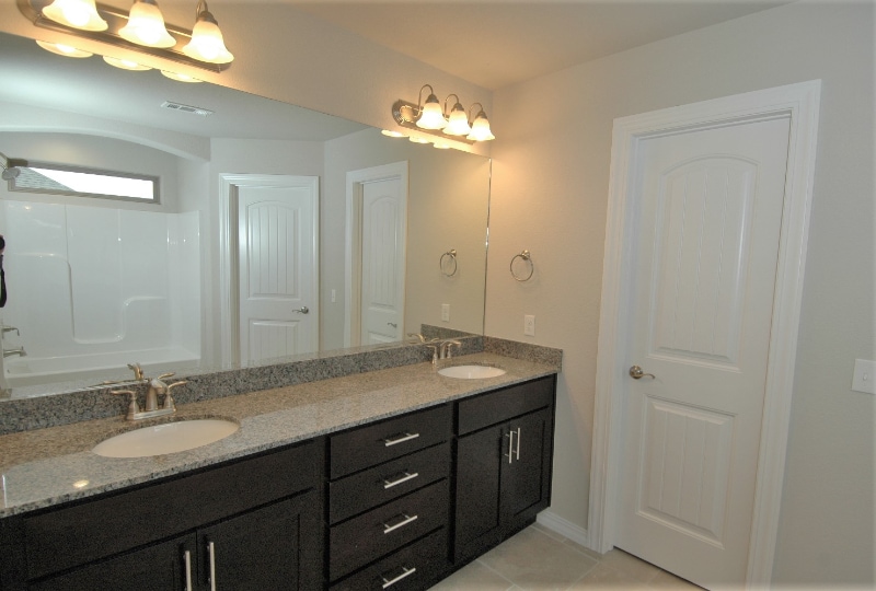 Building Photo - 4526 W Croft Dr