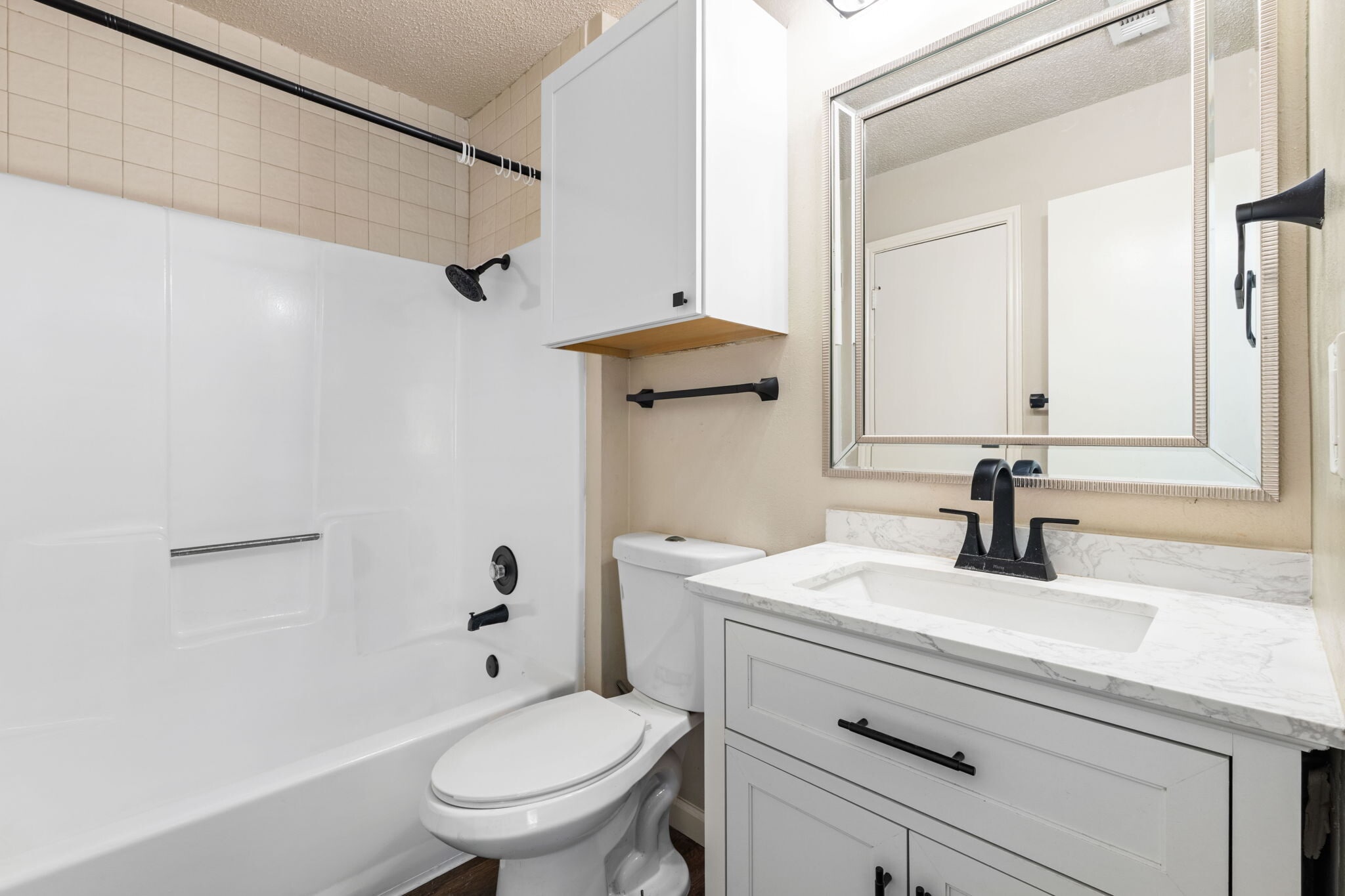 Building Photo - 12079 Stoney Brg