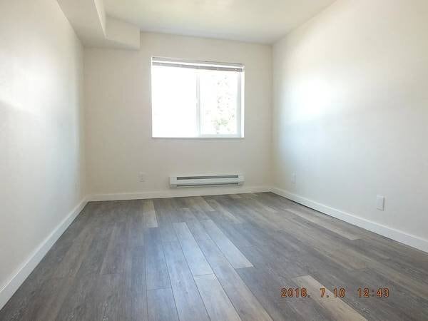 Building Photo - 12544 15th Ave NE