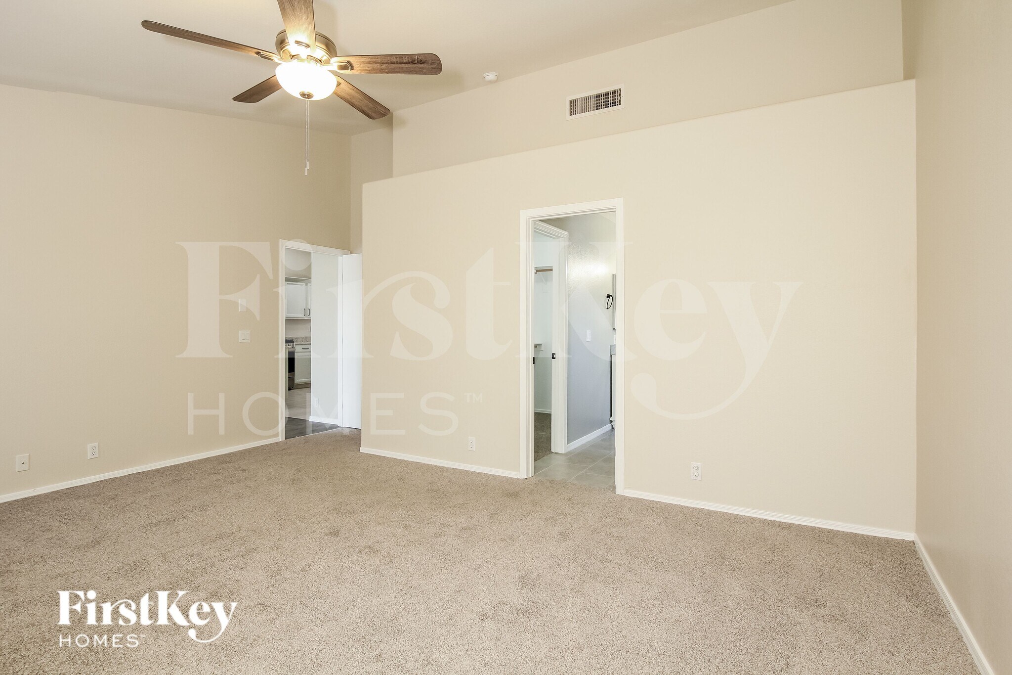 Building Photo - 6396 N 81st Dr