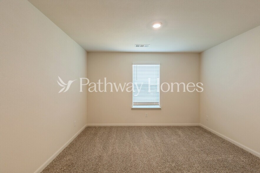 Building Photo - 10820 Gray Mare Dr