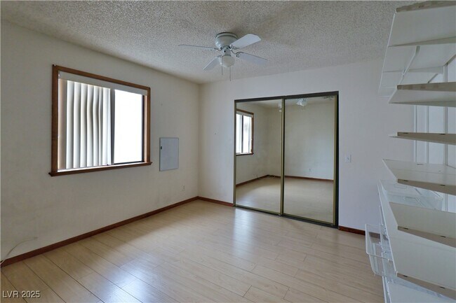 Building Photo - 6625 W Tropicana Ave