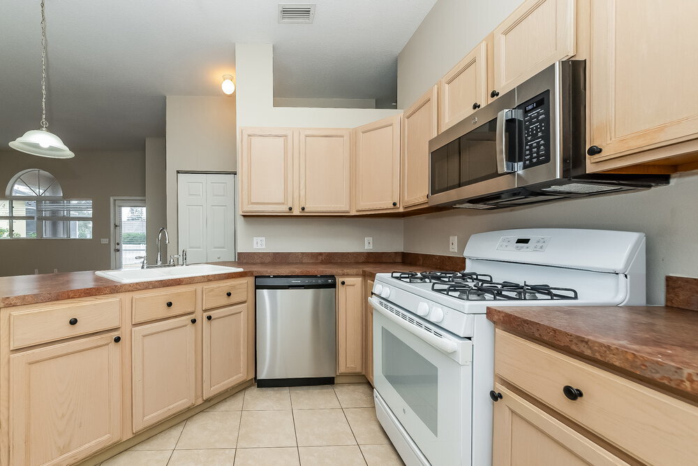 Building Photo - 6210 Blackberry Ln