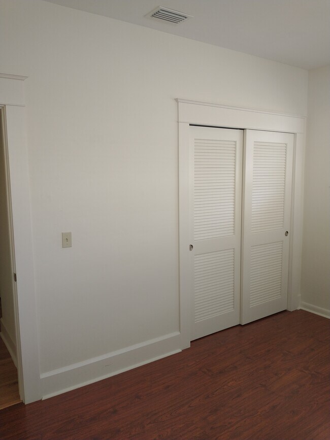 Building Photo - 1240 13th St N