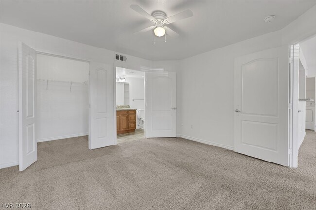 Building Photo - 5055 W Hacienda Ave