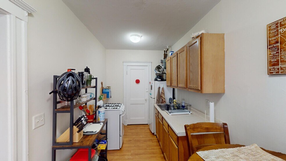 Building Photo - 1163 Boylston St