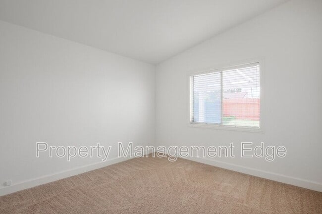 Building Photo - 37753 Sea Pines Ct