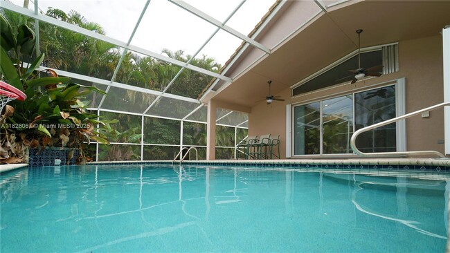 Building Photo - 9025 Long Lake Palm Dr