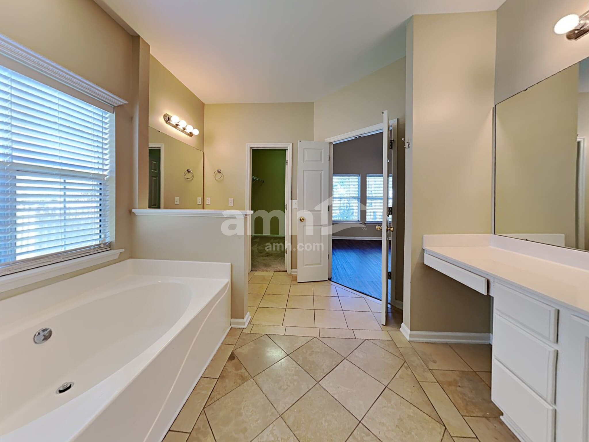 Building Photo - 2749 Palmetto Hall Blvd