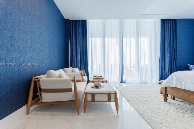 Building Photo - 17141 Collins Ave