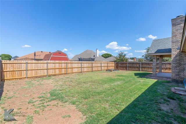 Building Photo - 6670 Picadilly St