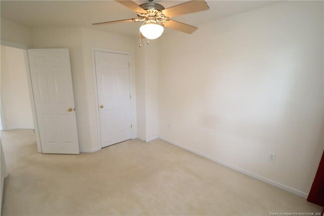 Building Photo - 416 Oak Pine Dr