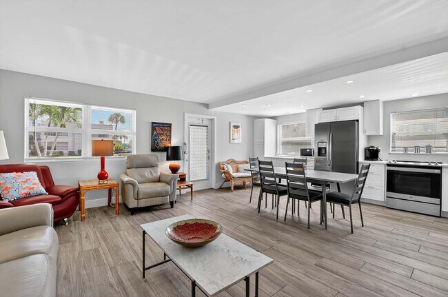 Building Photo - 360 Flanders Dr