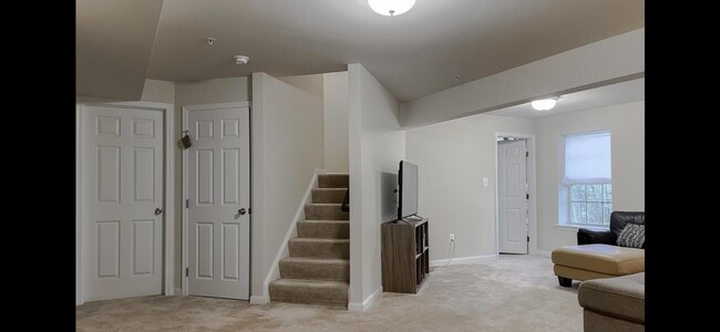 Building Photo - 13311 Windjammer Ct