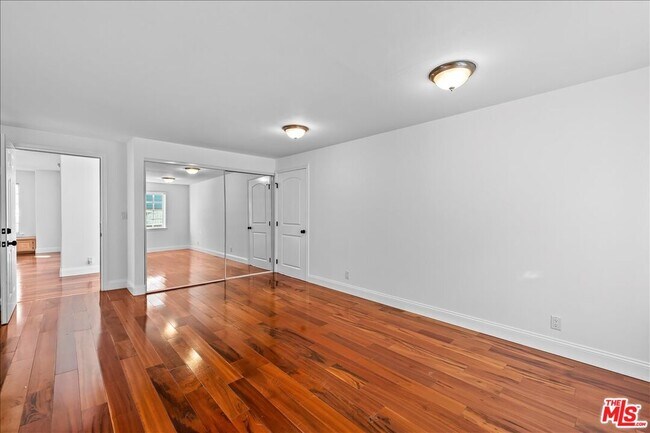 Building Photo - 1561 3rd St