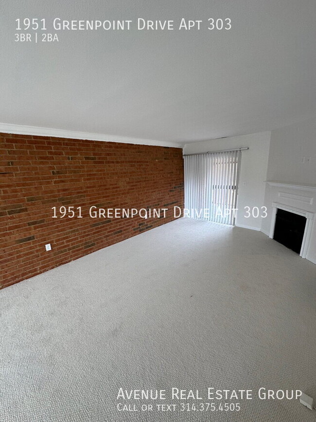 Building Photo - Bright 3-Bed Condo with Modern Updates & P...