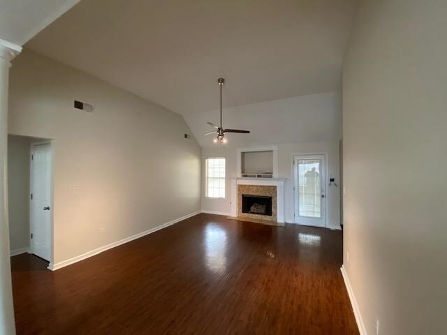 Building Photo - 325 Mossy Springs Dr
