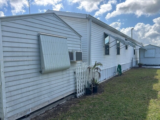 Building Photo - 35303 SW 180th Ave