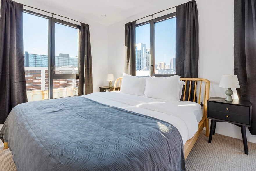 Building Photo - 1288 Howard St